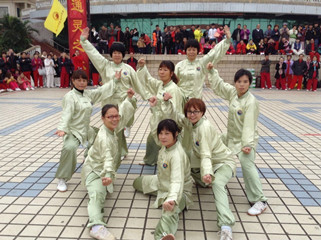 太极迎新年（2013年会汇演）